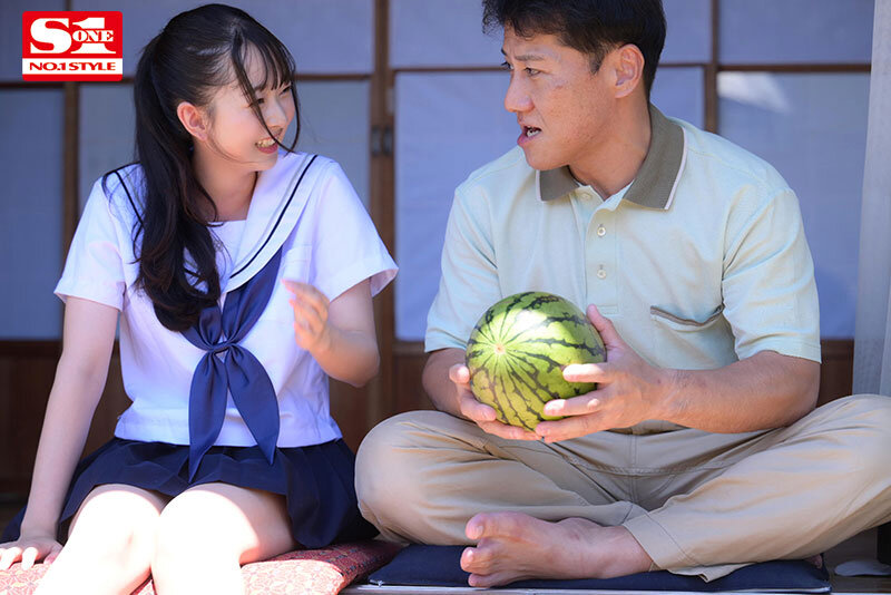 Lão hàng xóm biến thái dùng thuốc kích dục để đụ em học sinh Tsubomi Mochizuki